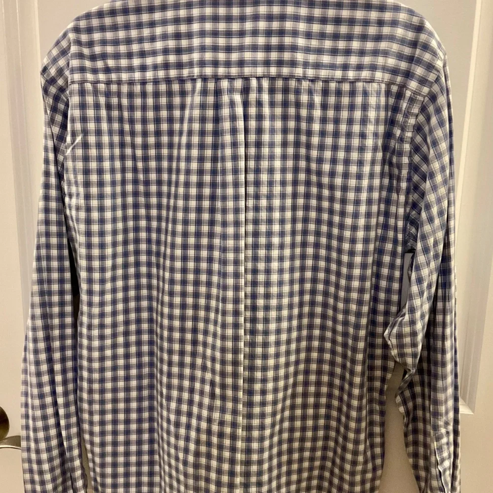 Peter Millar Men’s Shirt - Picture 2 of 4